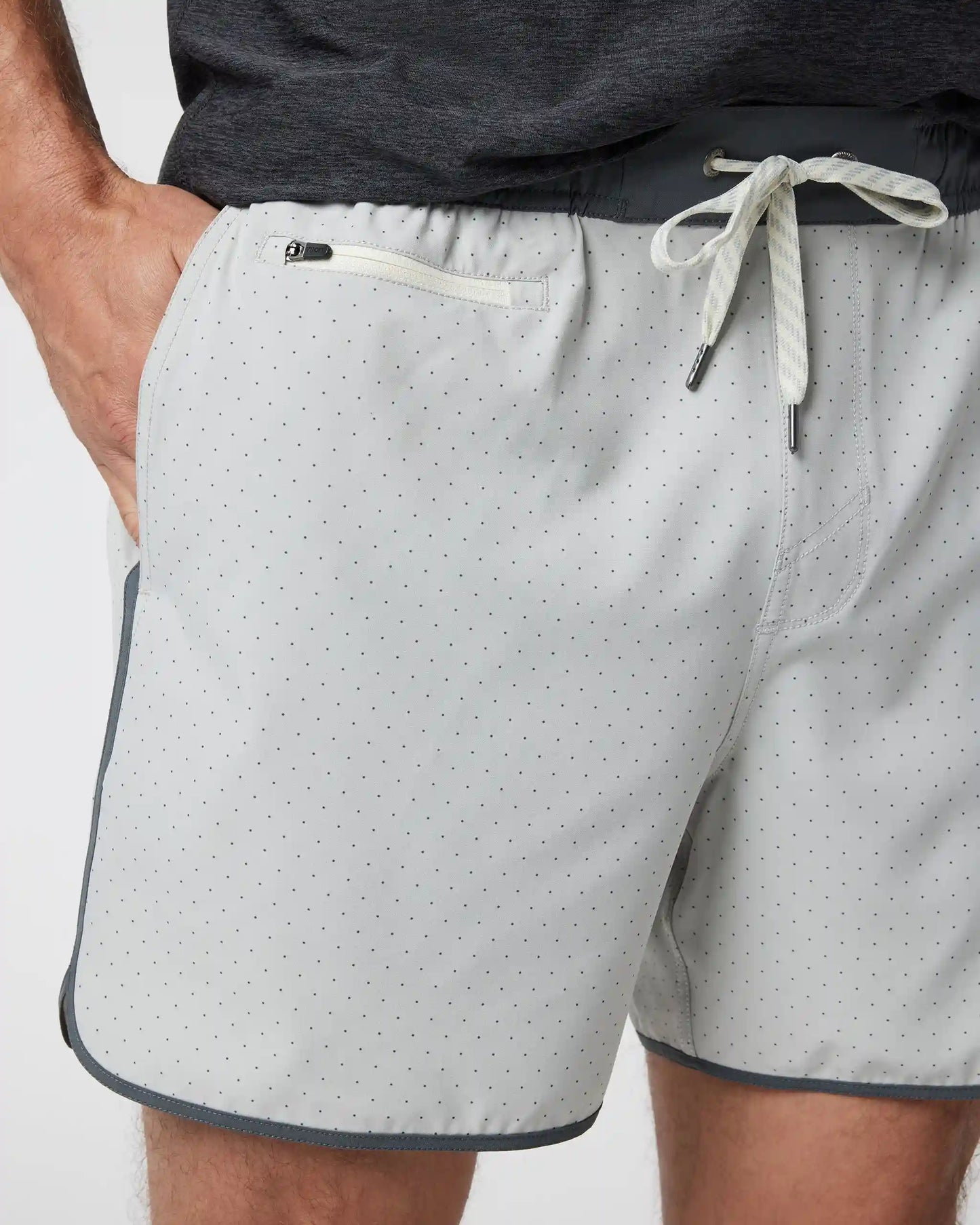 Banks Short Unlined 5"