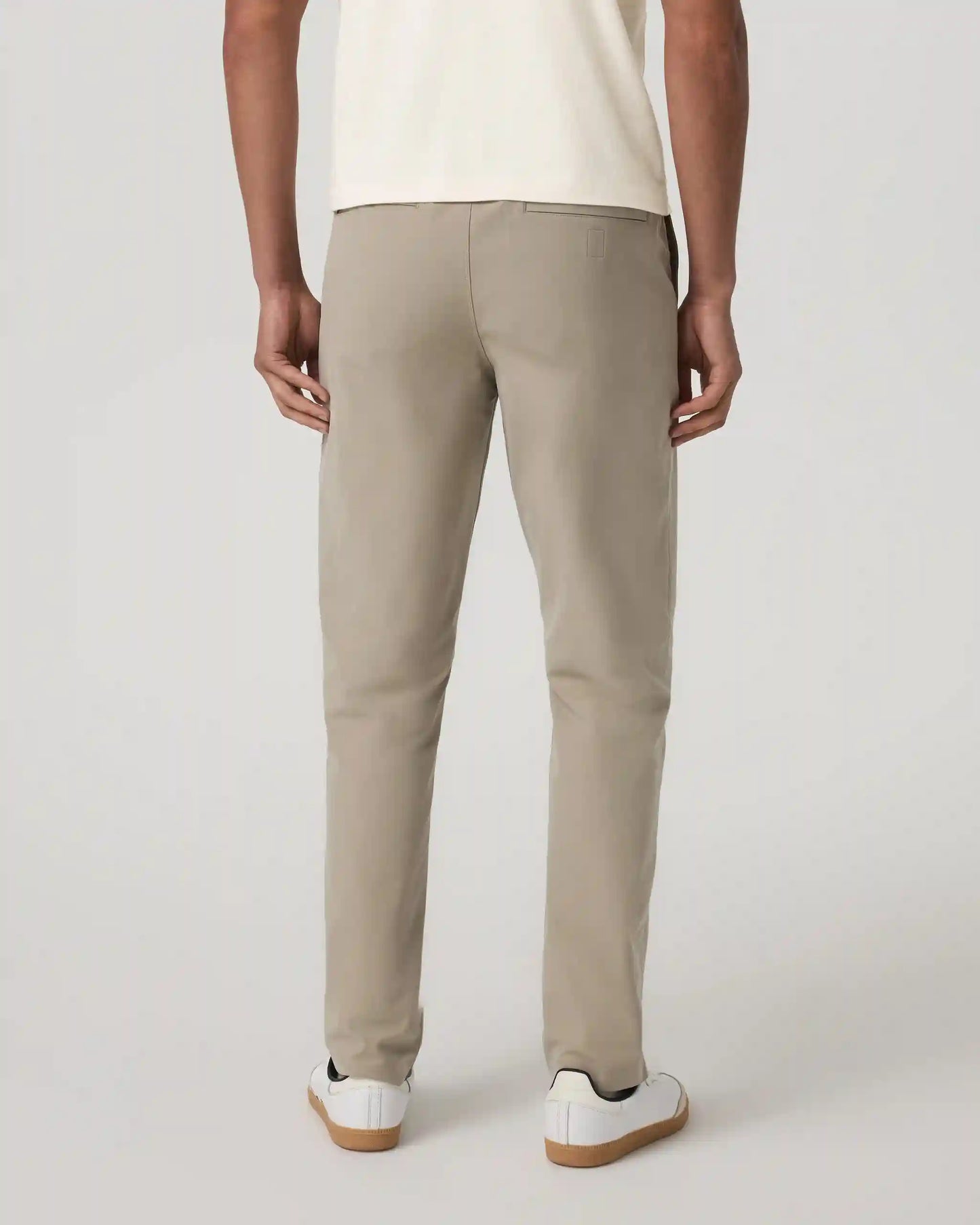 Vuori Meta™ Elastic Waist Pant Classic Fit 32"