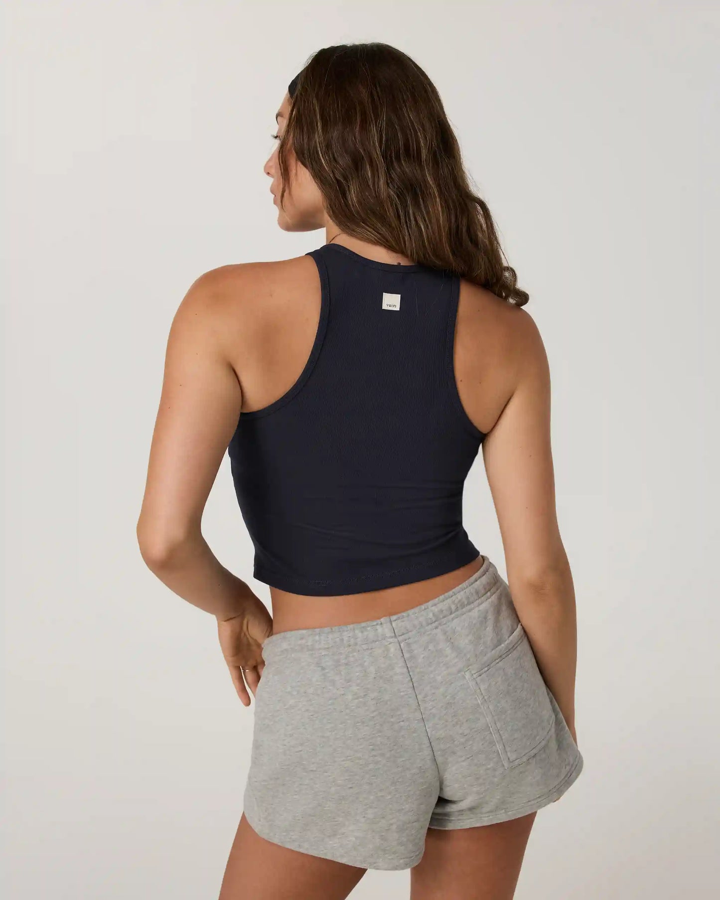 Pose Plyo Tank