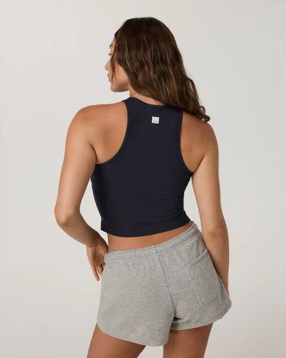 Pose Plyo Tank