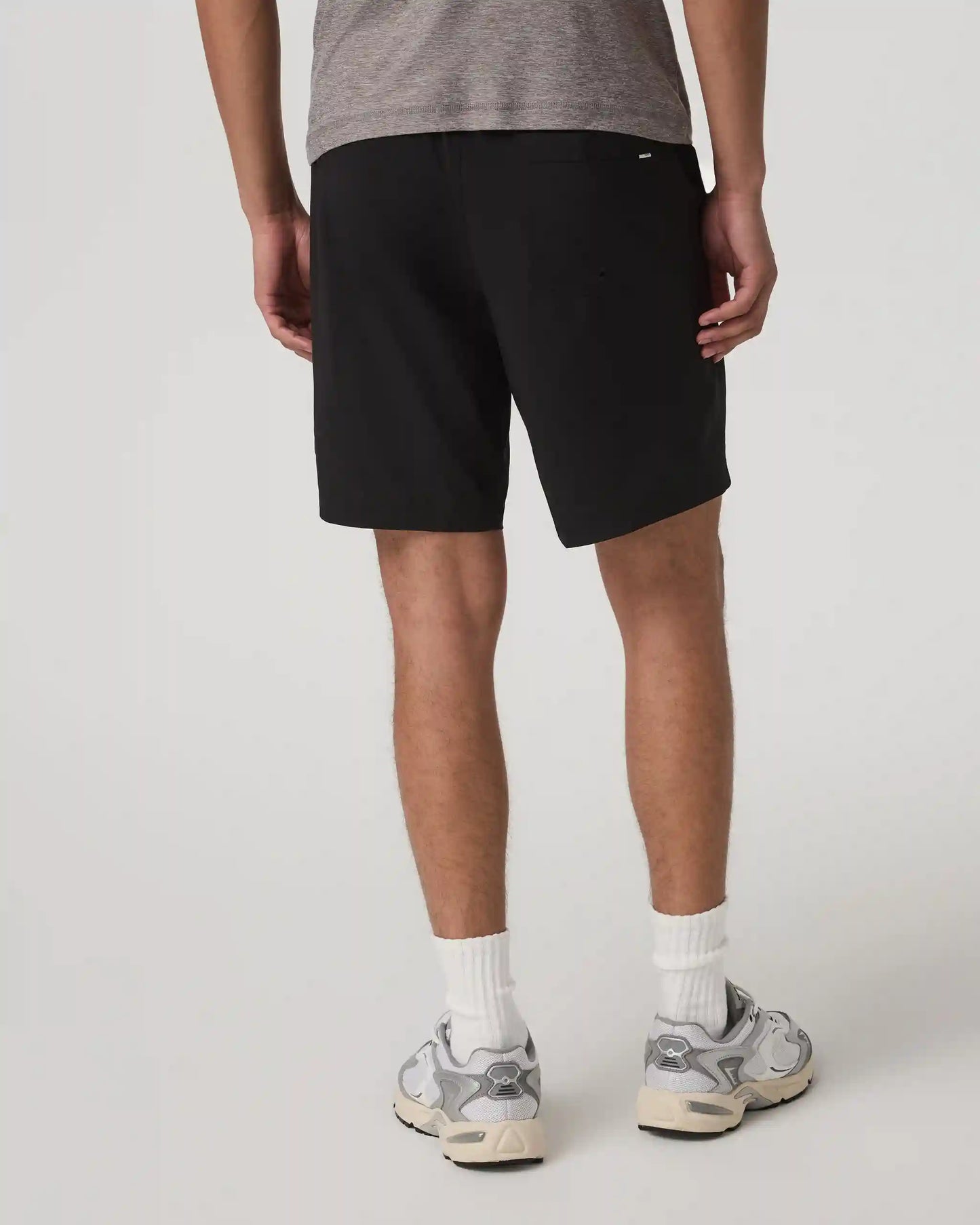 Kore Short Unlined 9"