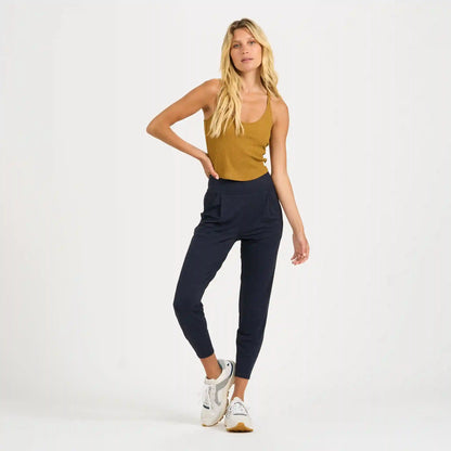 Lux At Ease Pant