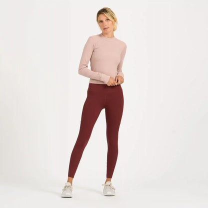 Long-Sleeve Pose Fitted Tee