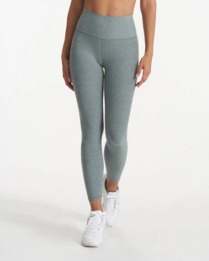 Clean Elevation Legging-Short