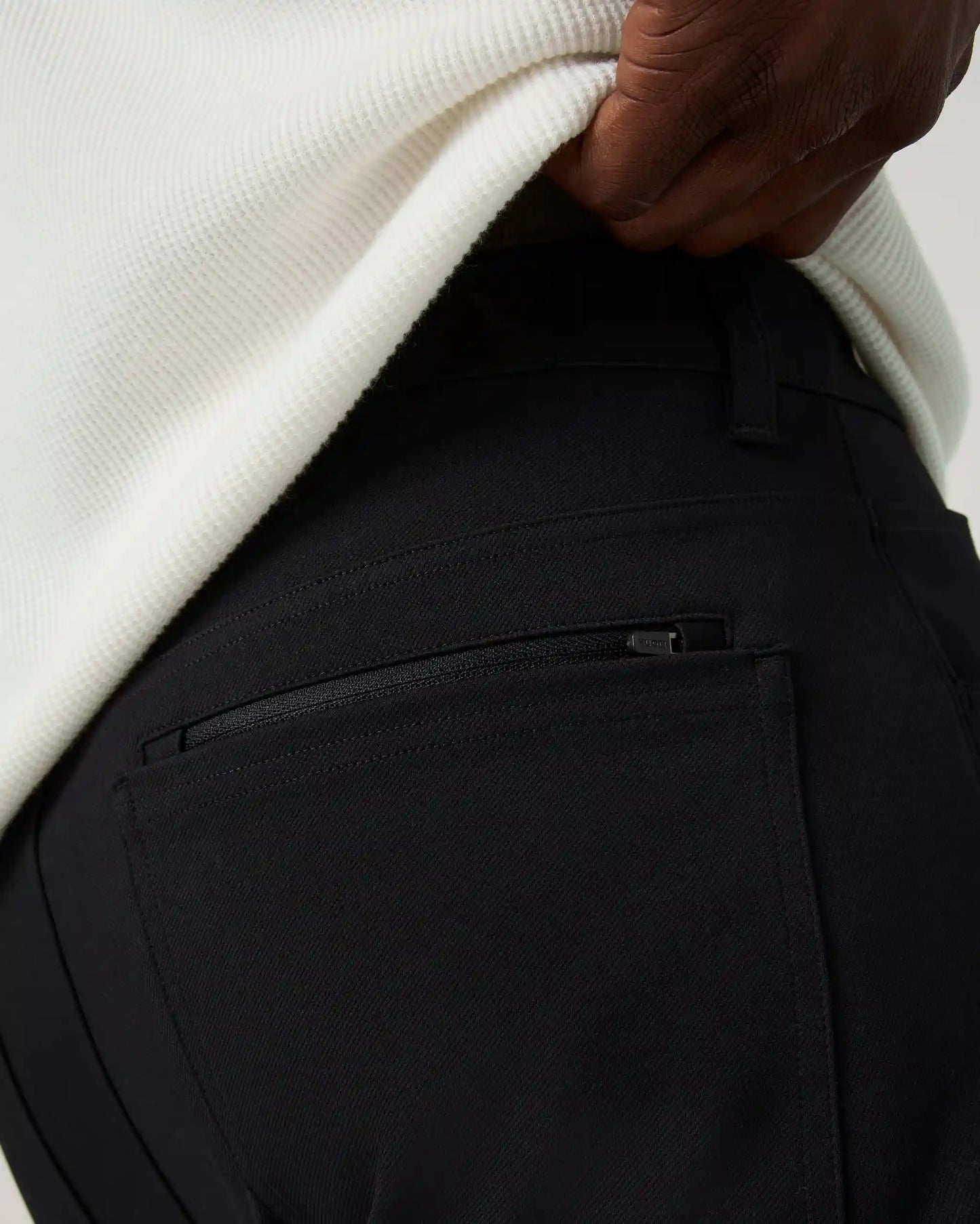 Vuori Meta™ Twill Pant Classic Fit 32"