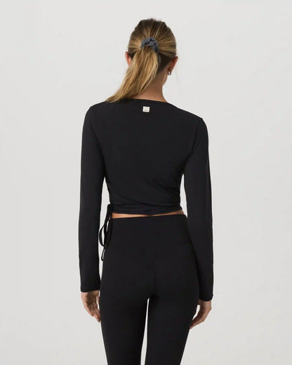Vuori AllTheForm™ Wrap Top