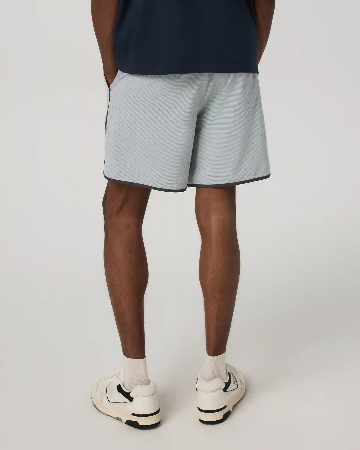 Banks Short Unlined 7"