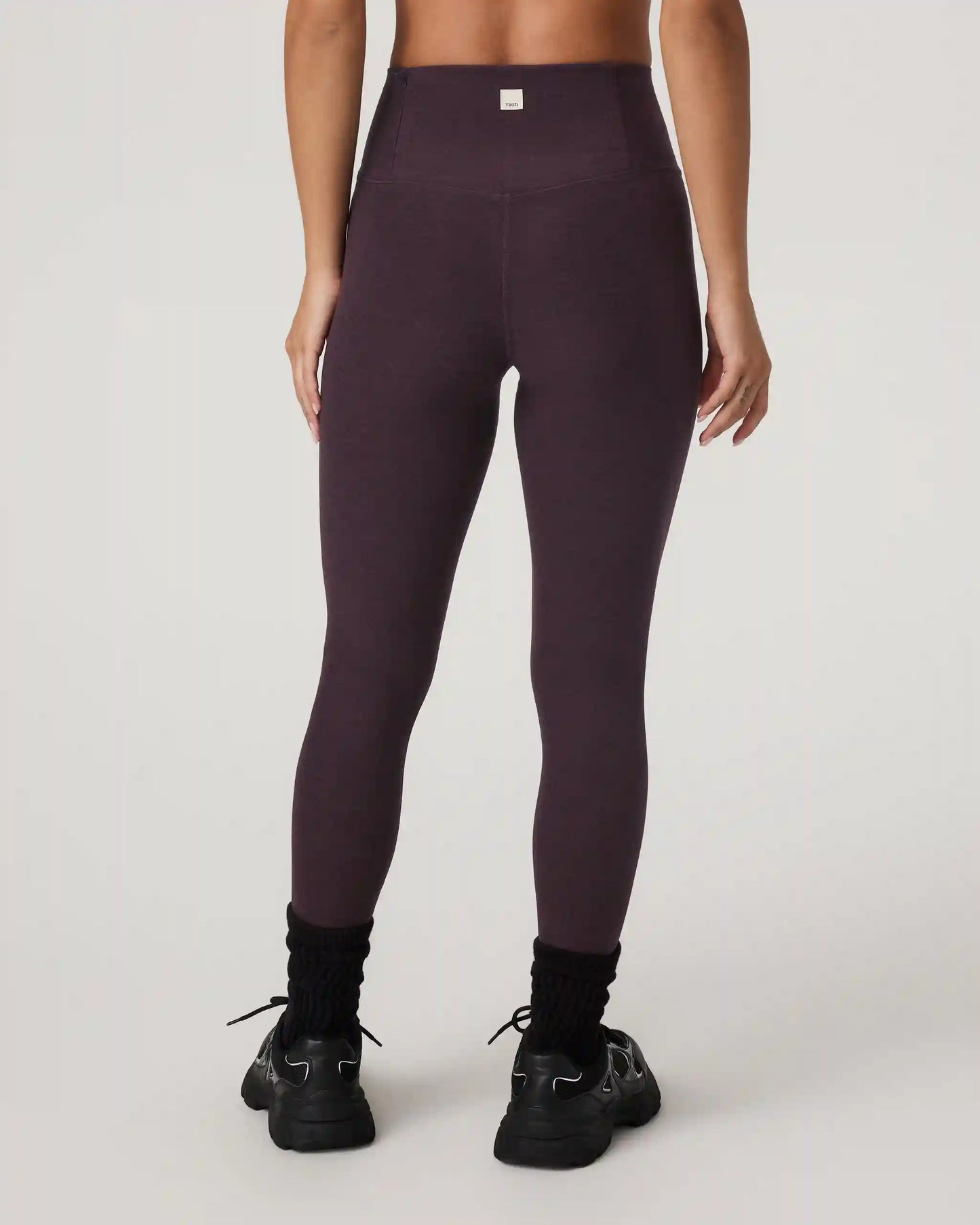 Clean Elevation Legging