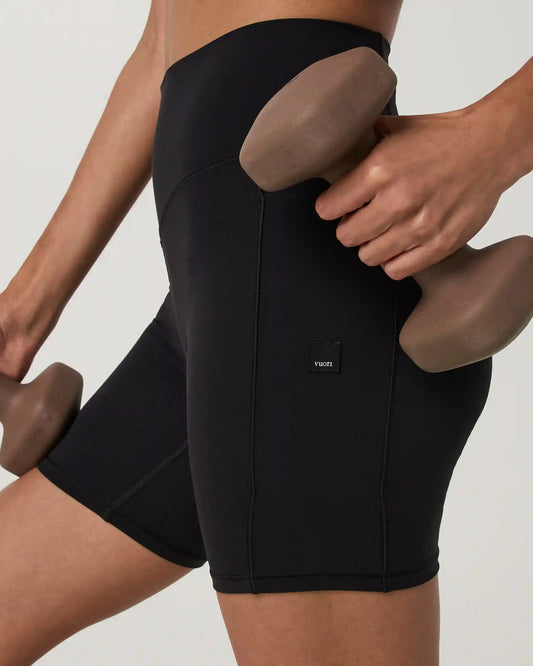 Vuori AllTheForm™ Pocket Short 6"