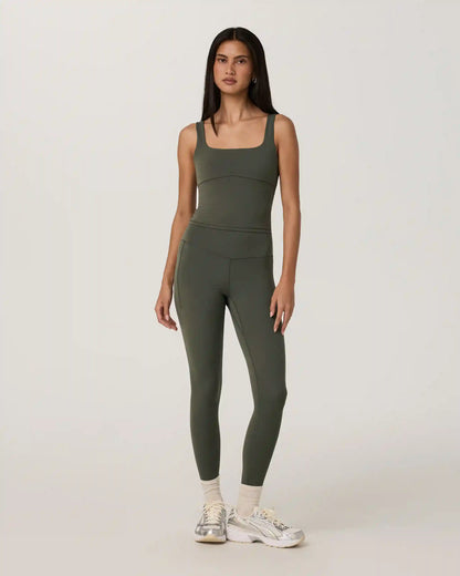 Vuori AllTheForm™ Support Tank