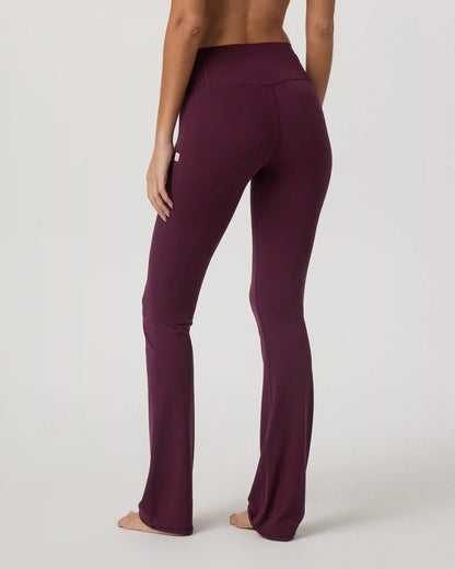 Vuori AllTheFeels™ Slim Flare - Short