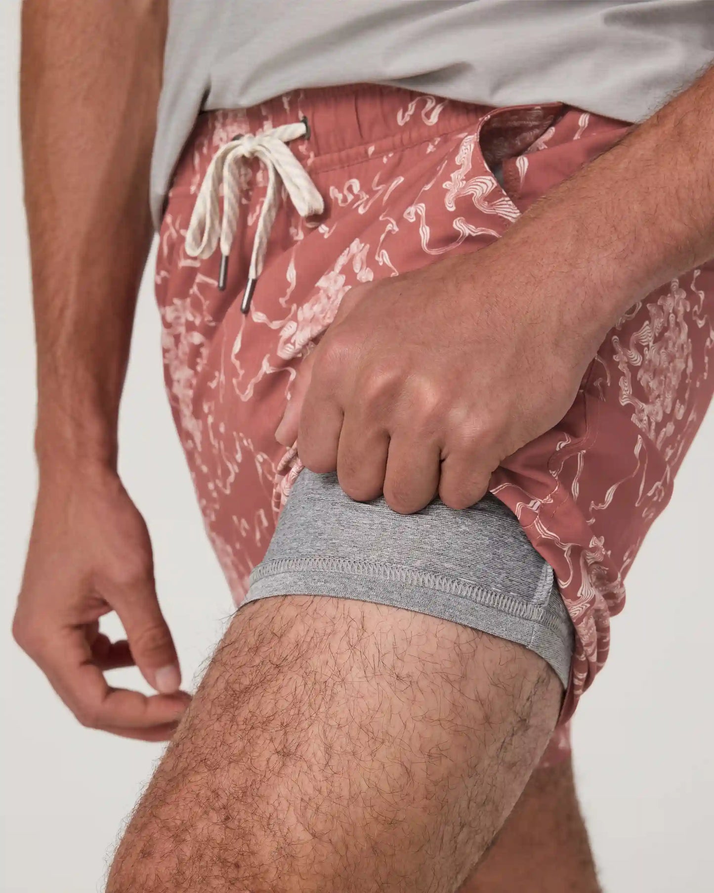 Kore Short Lined 7" Vuori x Kelsey Brookes