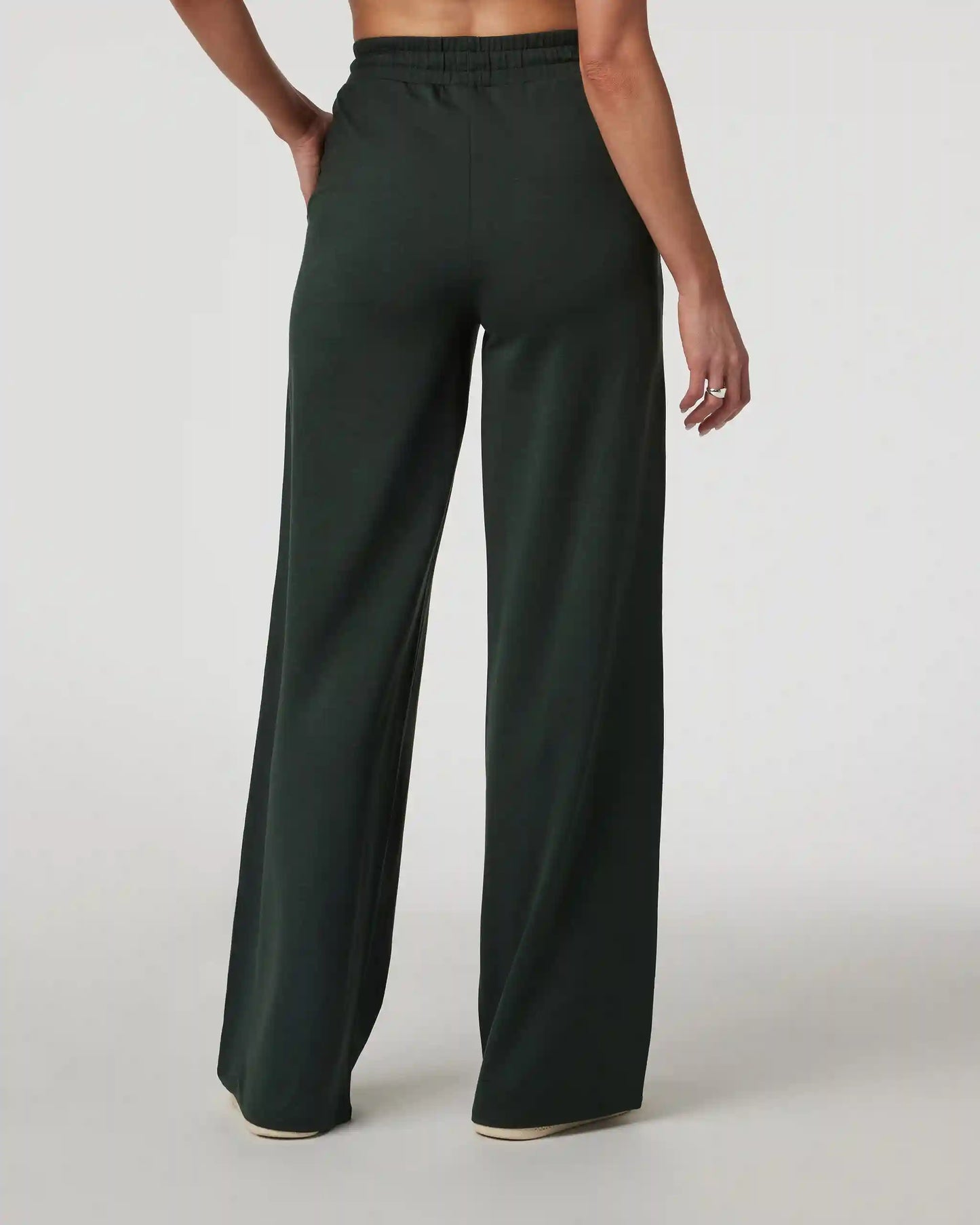 Halo Essential Wideleg Pant - Long