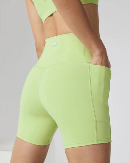Studio Pocket Short