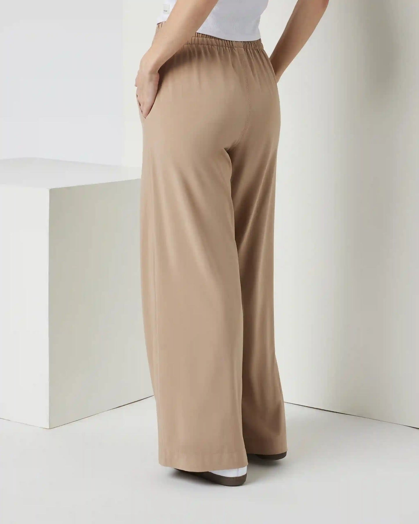 Villa Wideleg Pant - Short