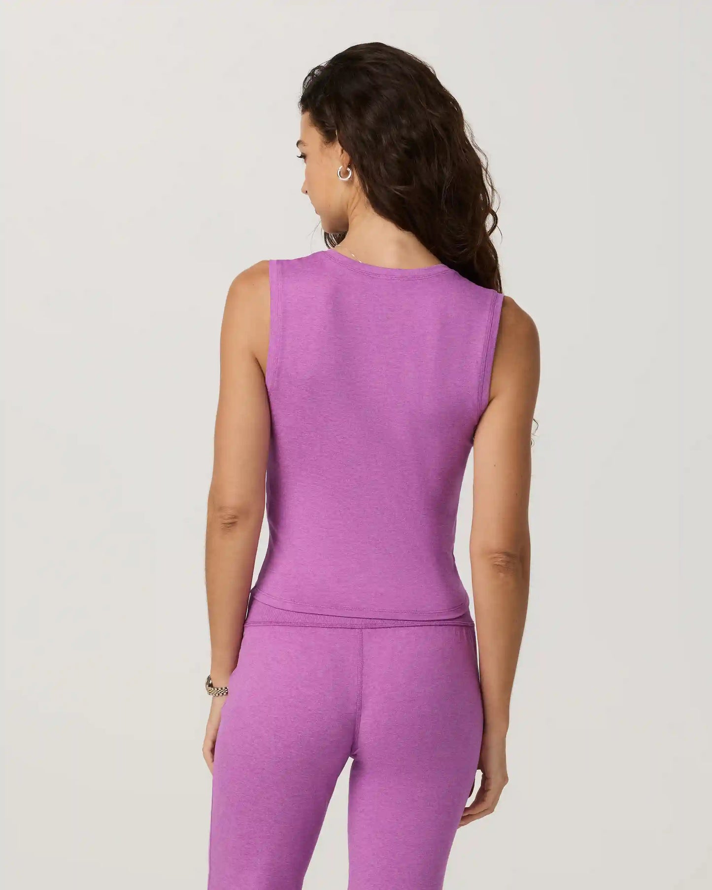 Halo Essential Scoop Tank