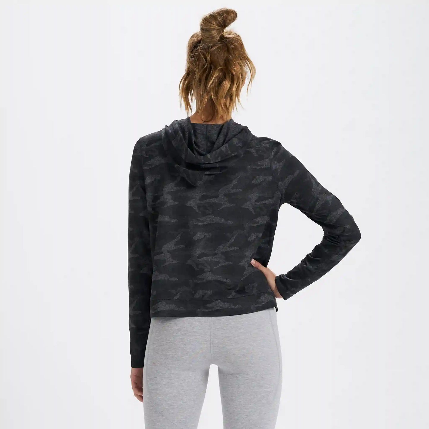 Halo Essential Hoodie