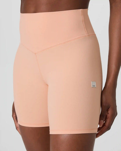 Vuori AllTheForm™ Short 6"