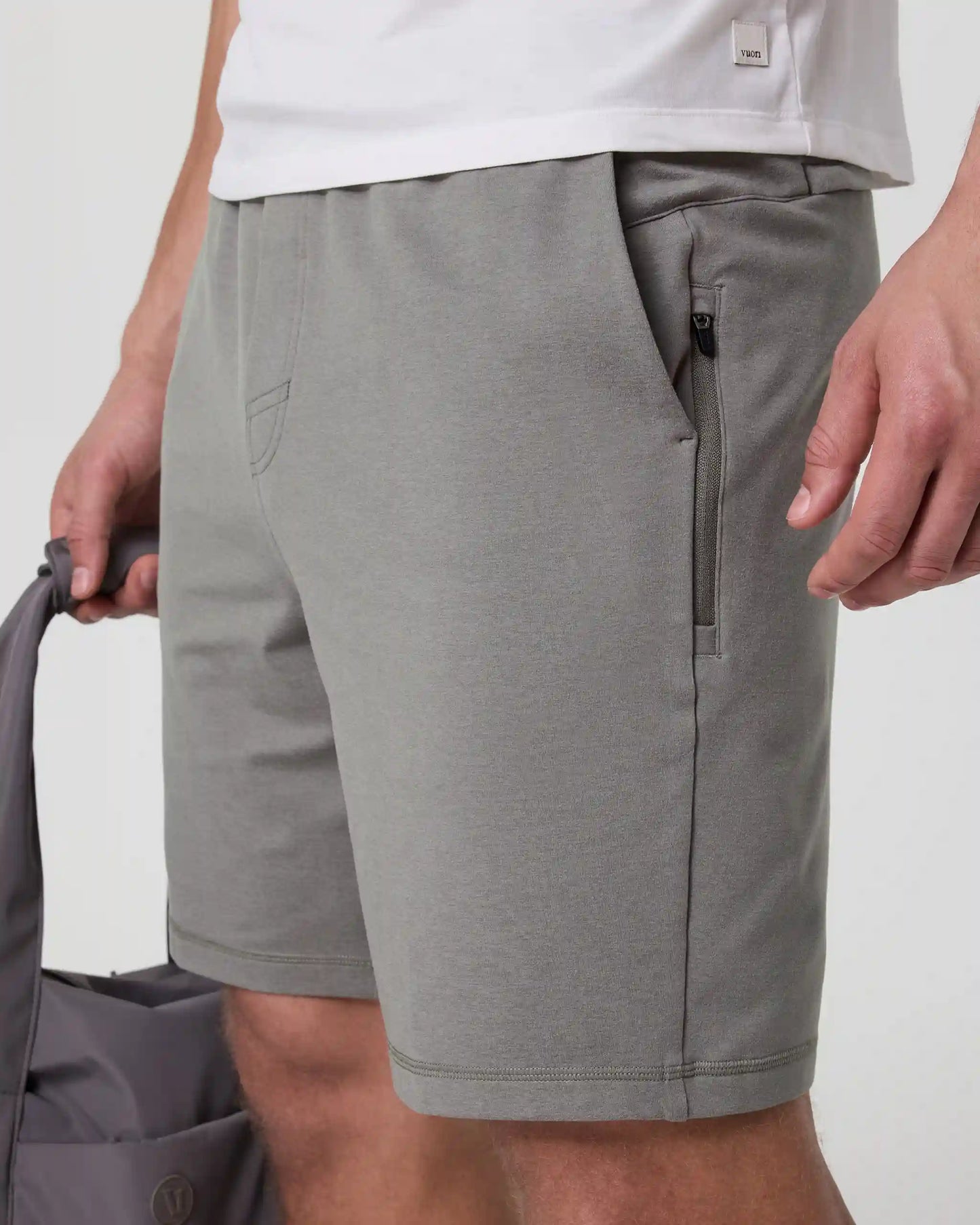 Coronado Short 8"