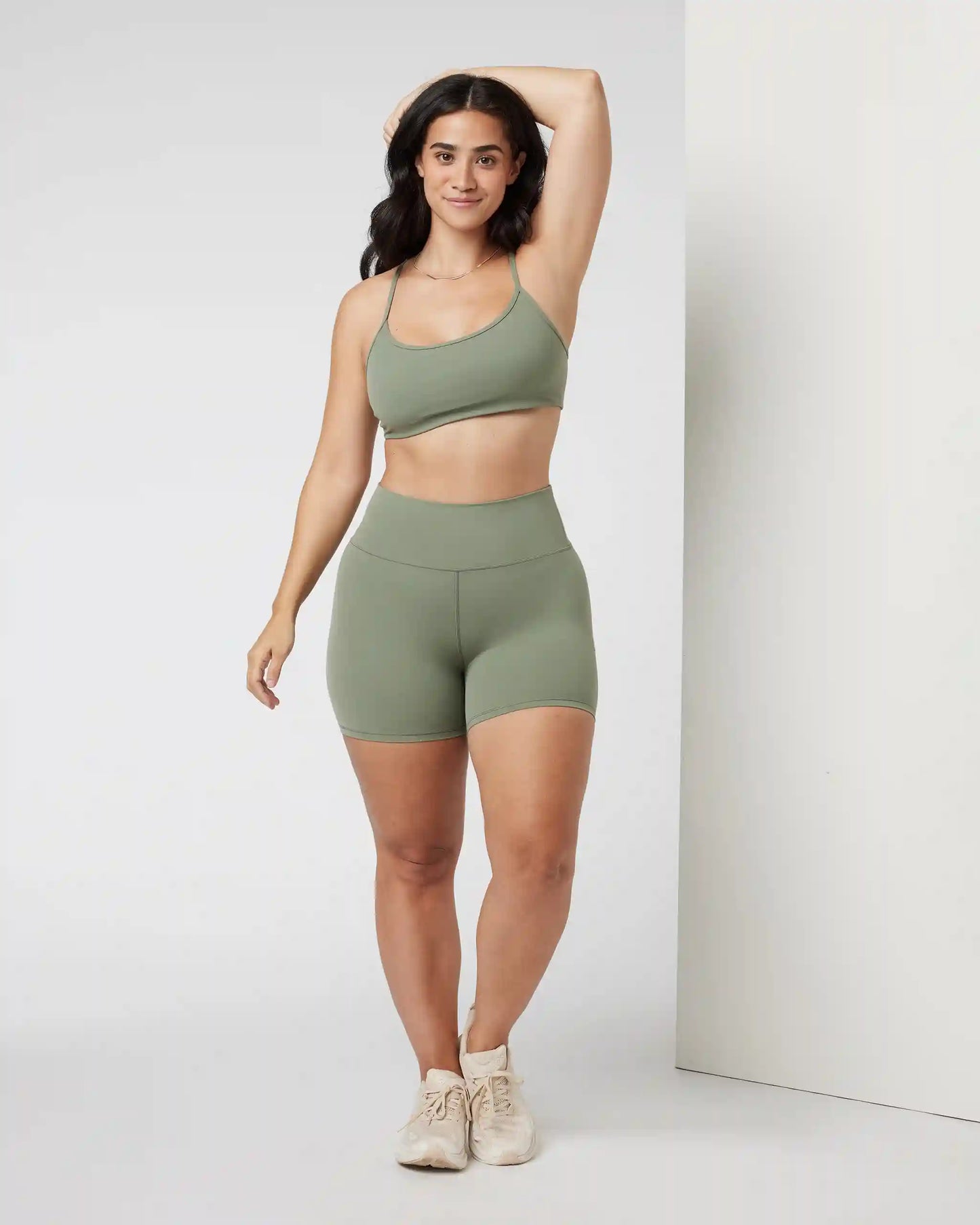 Vuori AllTheFeels™ Short 4"