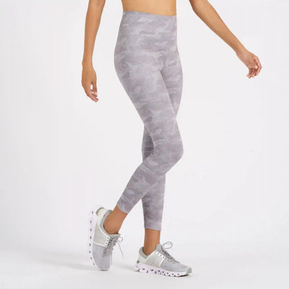 Clean Elevation Legging